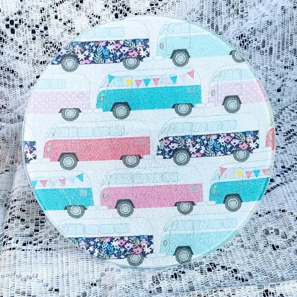 Hand Crafted Fabric Decoupage Glass Trivet/Cutting Board 8" Round Retro Campers - Picture 2 of 3